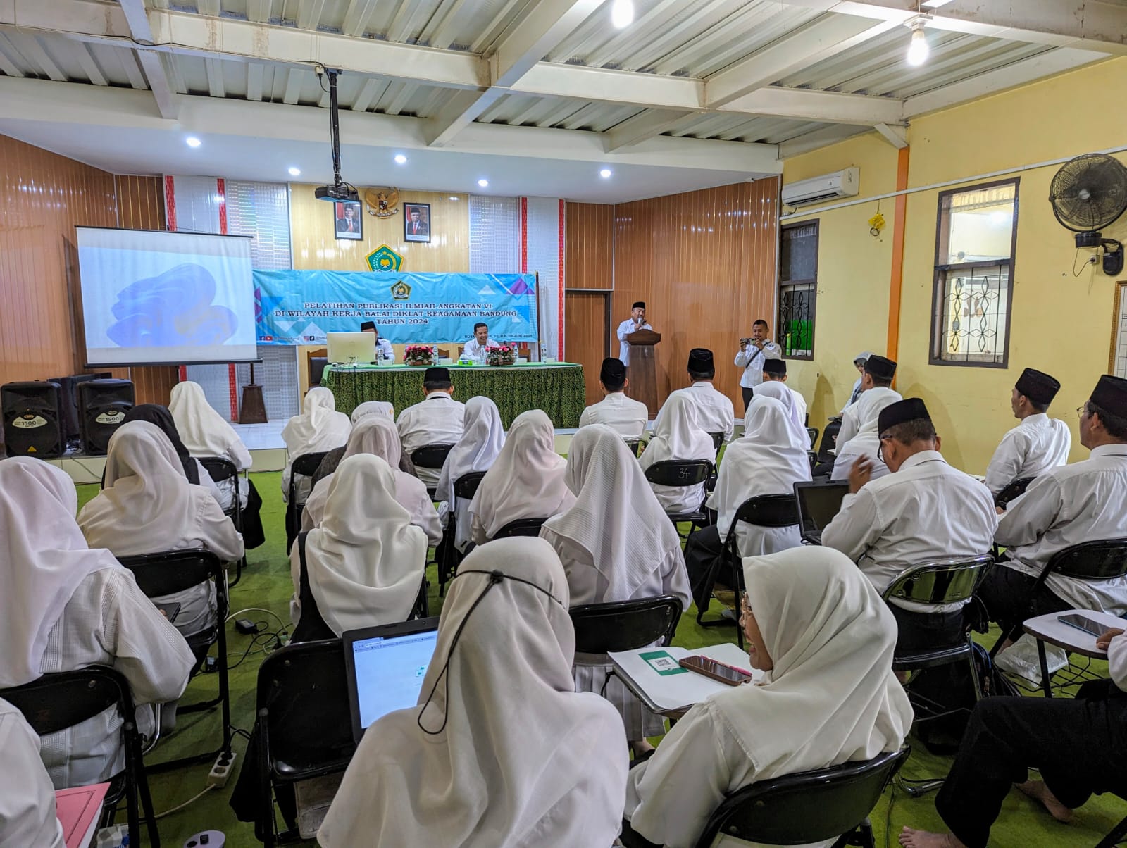 Pelatihan Publikasi Ilmiah Angkatan VI di Kankemenag Kota Cirebon